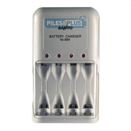 Chargeur de piles Sanyo vendu seul pour 4 accus AA HR6 et AAAHR03